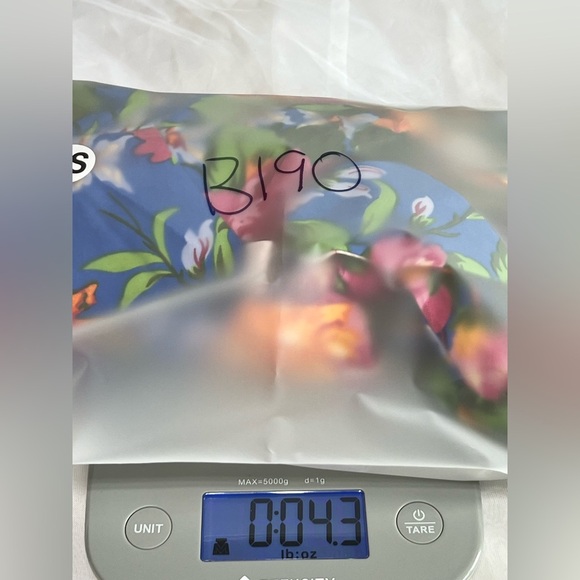 B.O.G Collective Lottie & Holly Floral Romper Vacation XS NWT - Picture 11 of 11